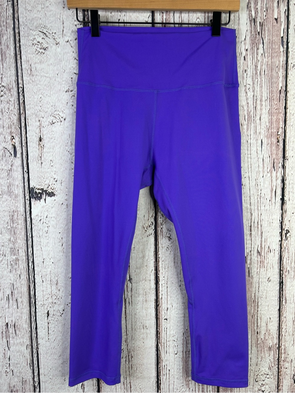 ZYIA Active Size 8-10 Purple Cropped Leggings Nylon & Spandex Some Discoloration